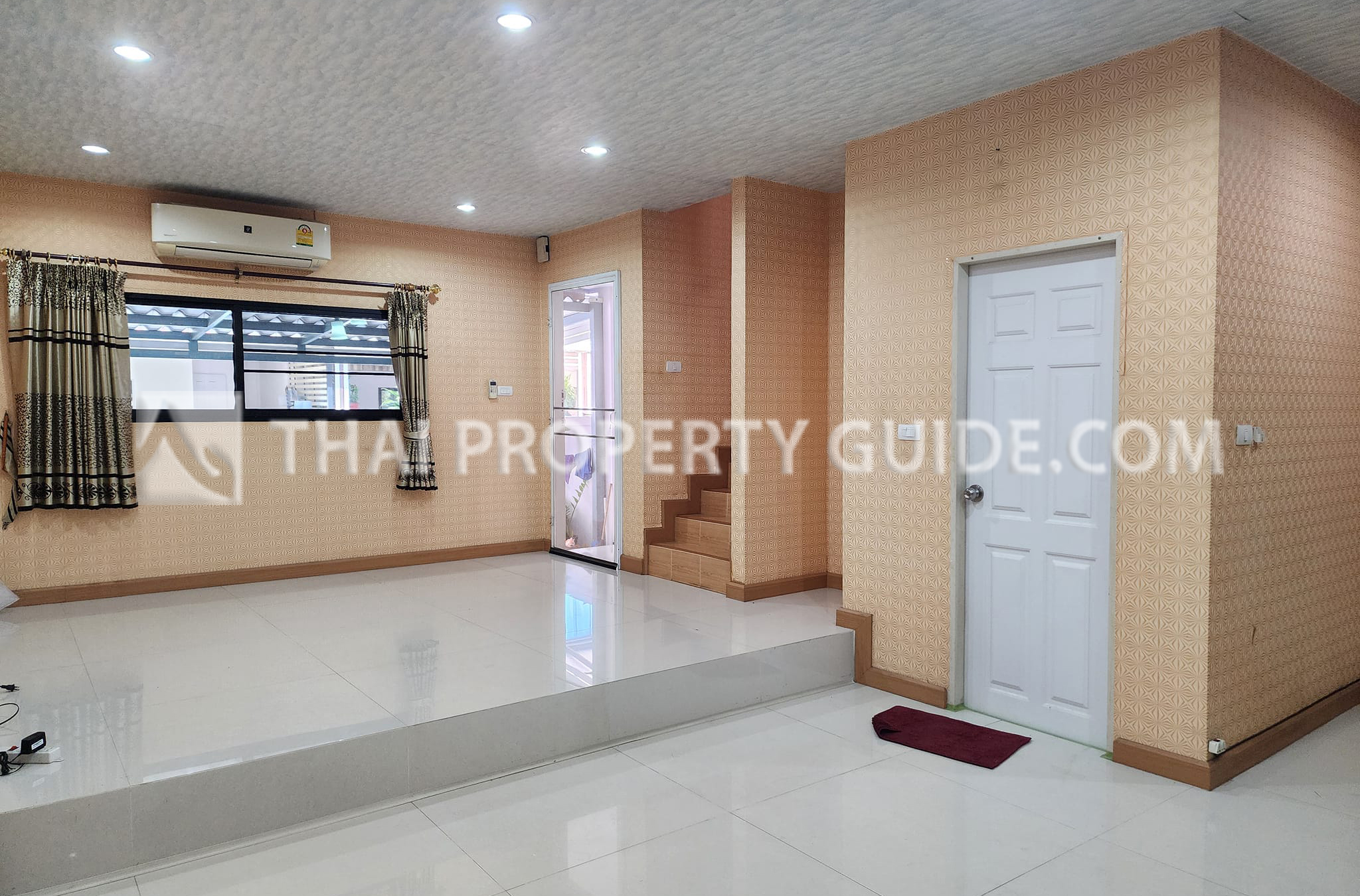 Townhouse in Sukhumvit 